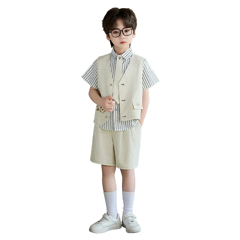 1歳誕生日の祖父母に贈る服は、どんなデザインがおすすめ？