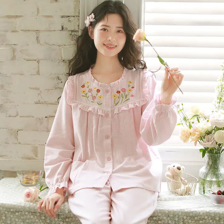 春秋用コットンフランネルパジャマ【長袖・女性用・可愛いデザイン・ルームウェア】（セットアップ対応）
