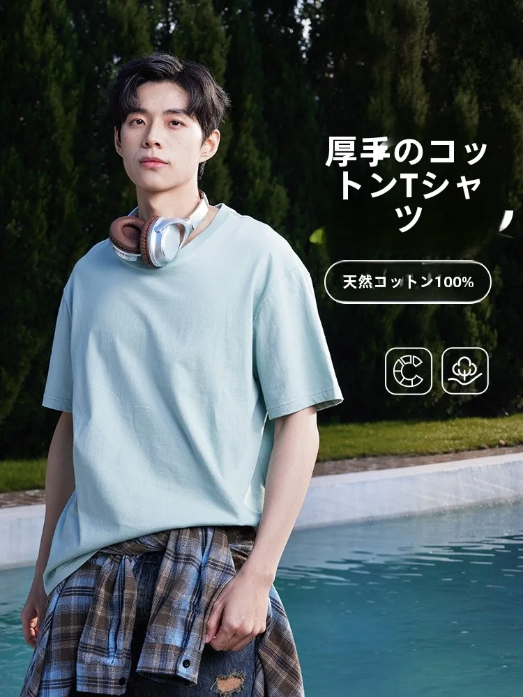 メンズTシャツの着こなしに迷うなら、猫デザインの半袖Tシャツが救う！