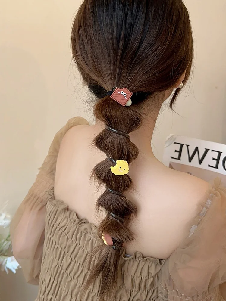 夏用バブル編みヘアゴム：崩れにくいアレンジを実現する高級感とダメージレス設計