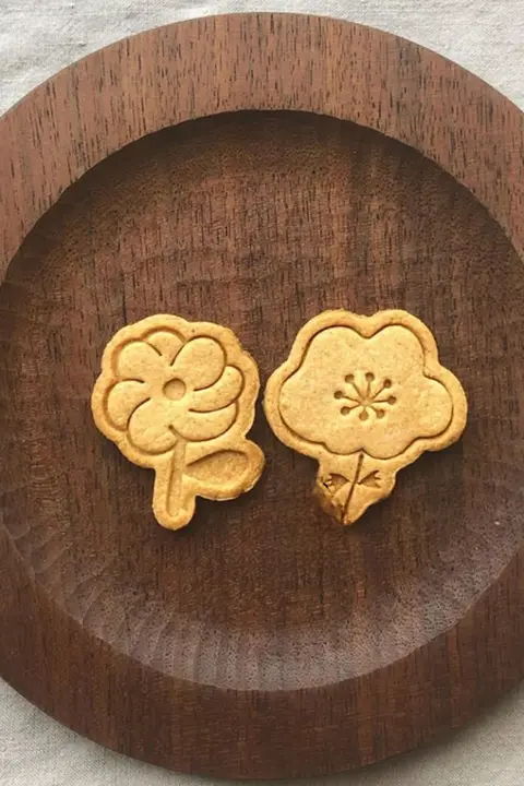 花形クッキー型【桜と手毬のデザイン・お菓子作り用】