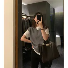 黒白の半袖コットンTシャツ【レディース・ゆったり・無地デザイン】