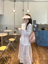 花柄プリント ロングスリーブ Tシャツ【フィット・UVカット・ラウンドネック】