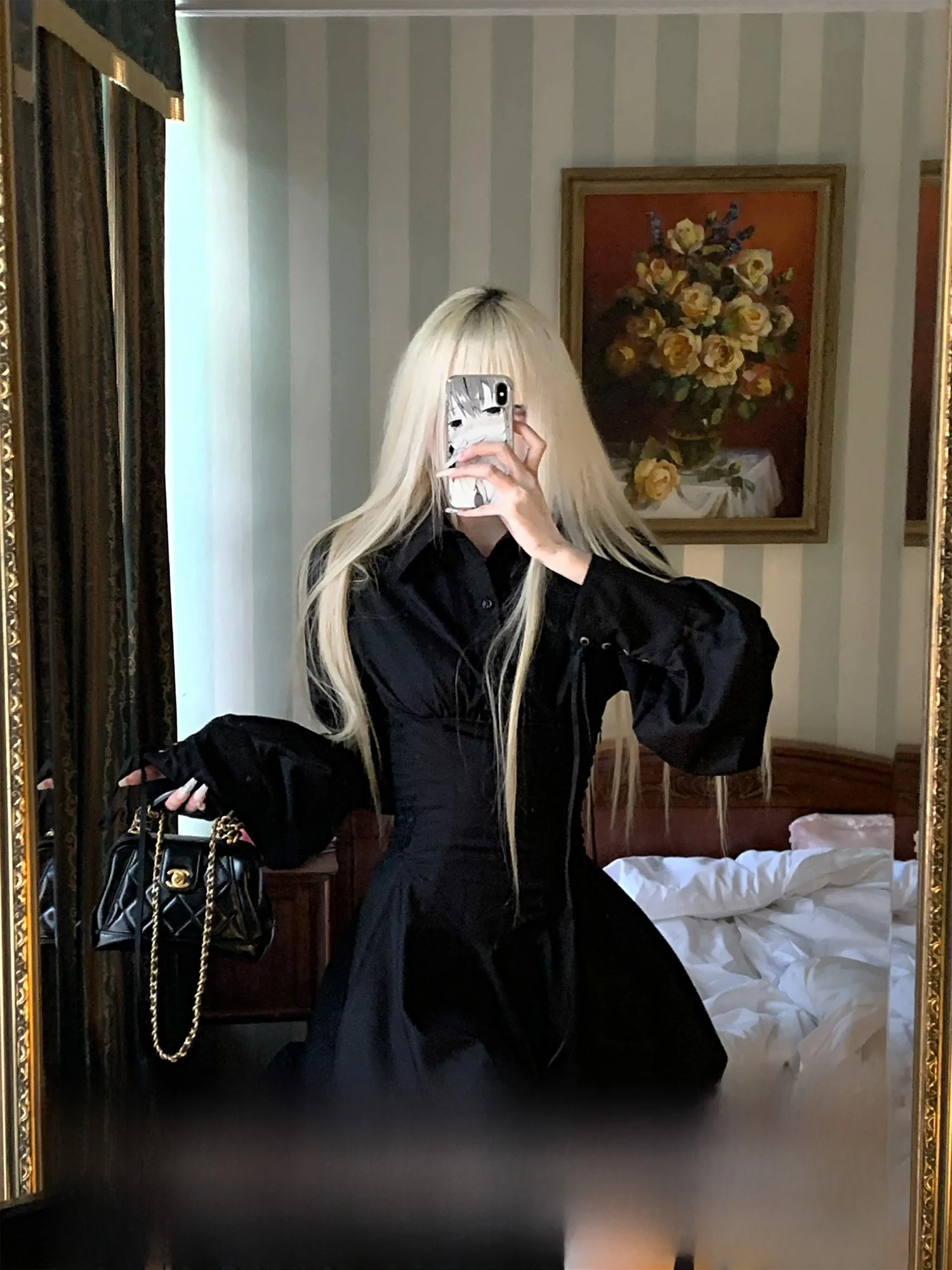 黒い服 復活：ブラックシャツワンピースのスタイルと実用性を解明