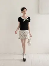 黒のドット柄バタフライリボン付きパフスリーブTシャツ【デザイン性・フィット感】