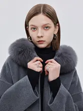 リバーシブルオーストラリアウールのファー付きカシミヤコート【フード付き・中長丈・秋冬用】