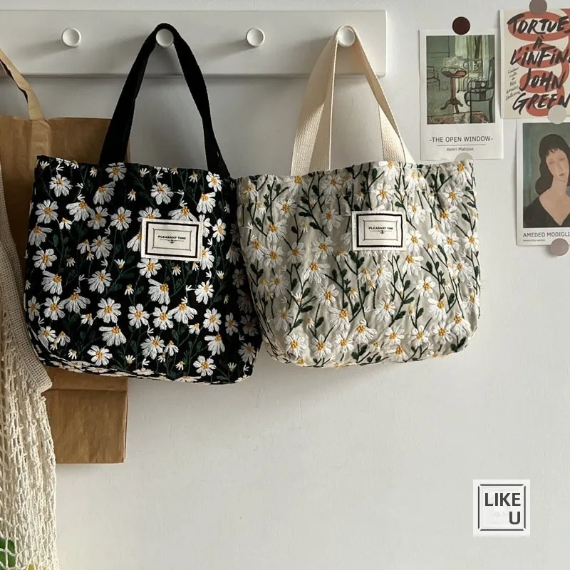 ハンド刺繍トートバッグ【韓国風・レトロ・肩掛けタイプ】の実用性と選び方