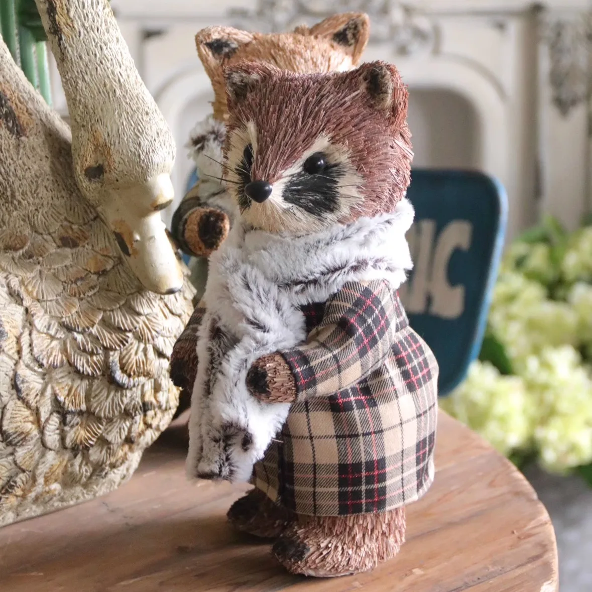 つまみ細工 動物 デコレーション：洋坊のナチュラル草編みウサギ・リス・アライグマが提供する子ども向けオリジナルブランディング