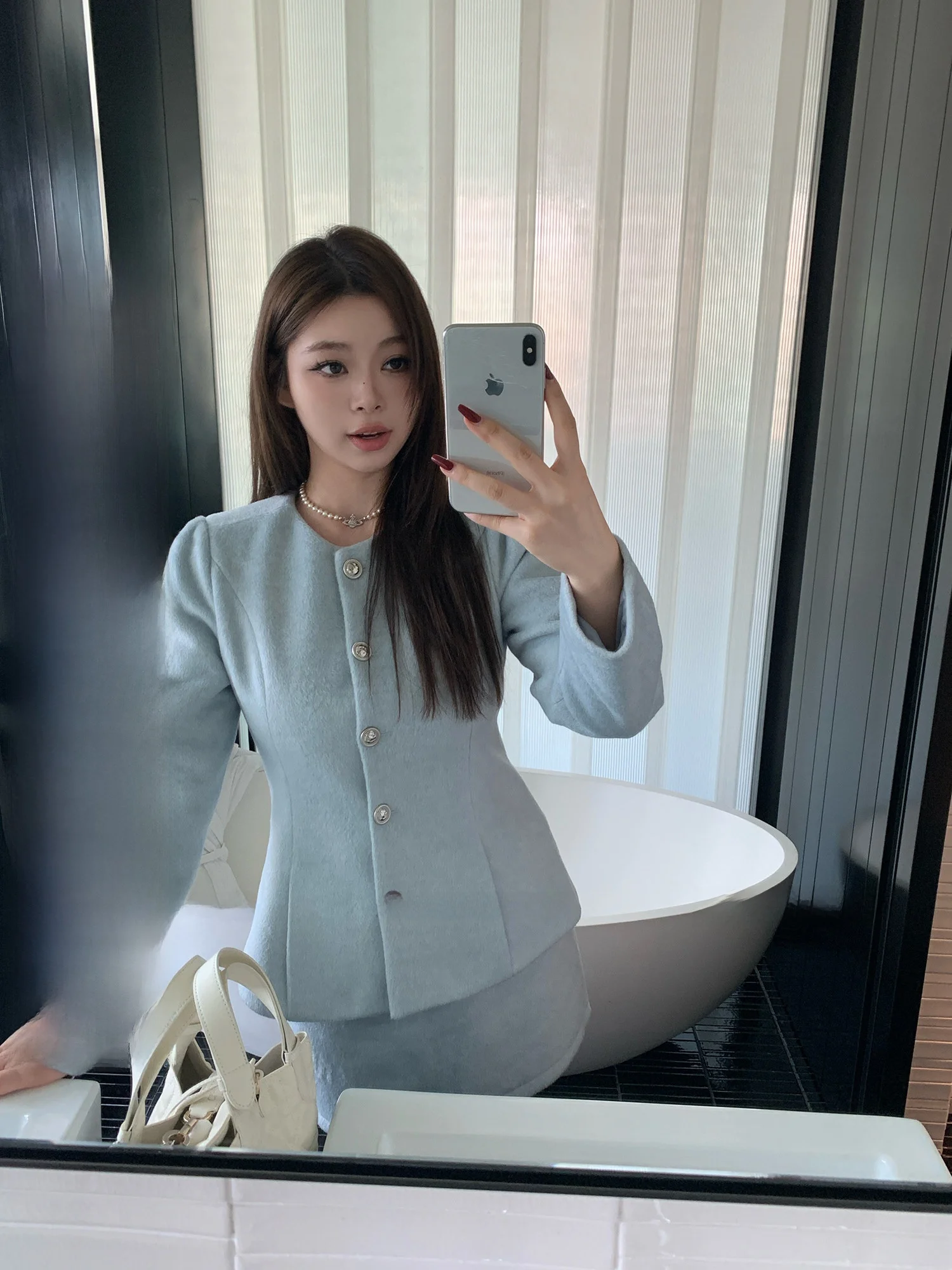 40代のデート服 秋冬 おすすめ5選：カジュアルからフォーマルまで、気分が上がる着こなしの実践ノウハウ