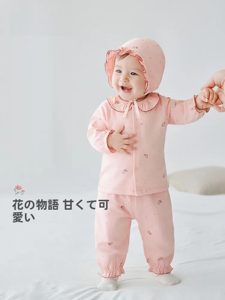 4ヶ月の赤ちゃんの春服はどう選ぶ？「純綿の花柄セットアップ」が解決する悩みとは