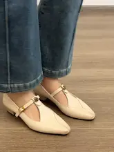 牛革製 アンクルストラップの浅口ハイヒール【ブラック・フラワーリボン・レトロデザイン・太ヒール】