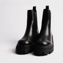 女性用 チェルシーブーツ【スリムフィット・ゴムソール・厚底デザイン】