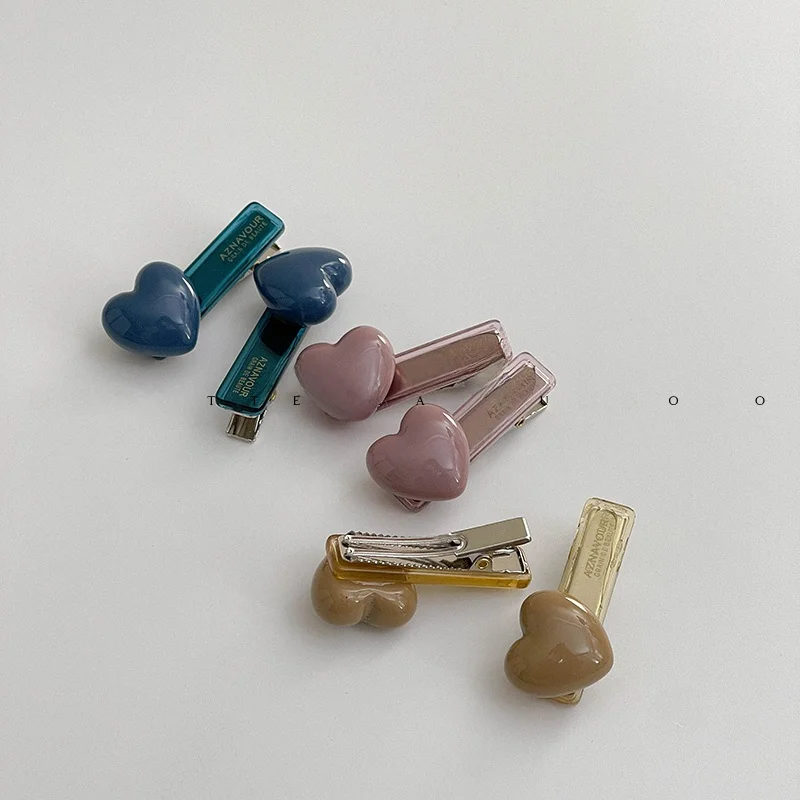 レトロ風ハートデザインヘアクリップ：サイドポニーテールに最適な崩れにくいアレンジツール