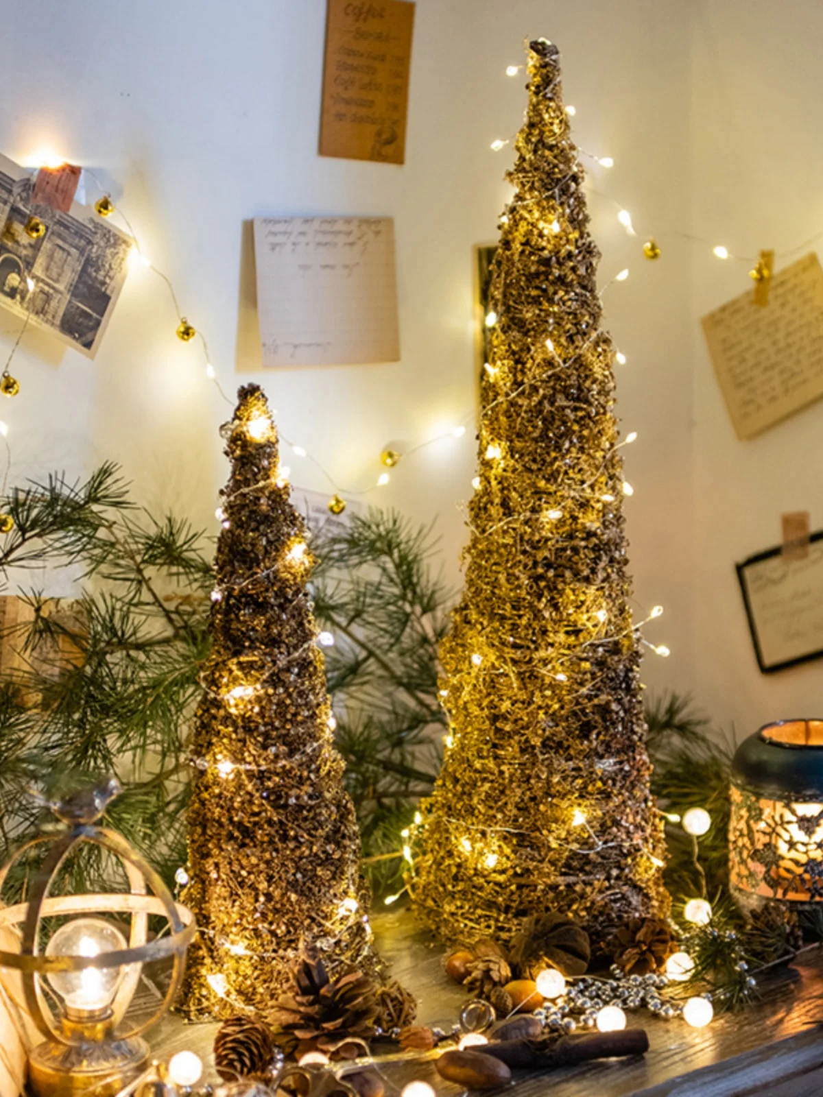 クリスマスの職場で気遣いを表すには、どんな装飾品がおすすめ？