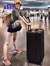 大容量スーツケース【軽量・キャスター付き・男女兼用・旅行用】