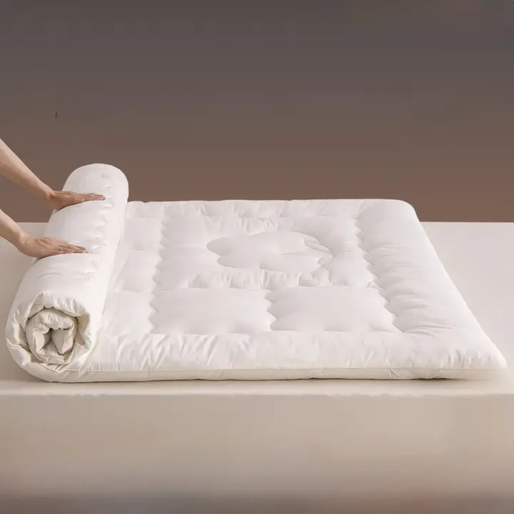 全棉の加厚マットレス【家用・折りたたみ可能・極上の柔らかさ】