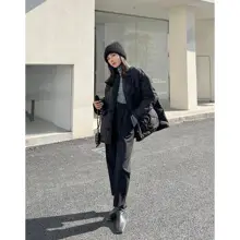 キルティングデザインのダウンジャケット【極上の柔らかさ・小型・イタリア製生地】