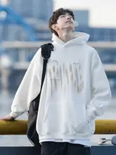 ダークブルーの重厚感ある学生用フーディー【春秋向け・ゆったりシルエット・ぼかし文字プリント】