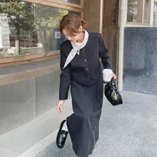 グレーの高級感あふれるジャケット風スカート【カジュアル・秋用・半袖】（セットアップ対応）