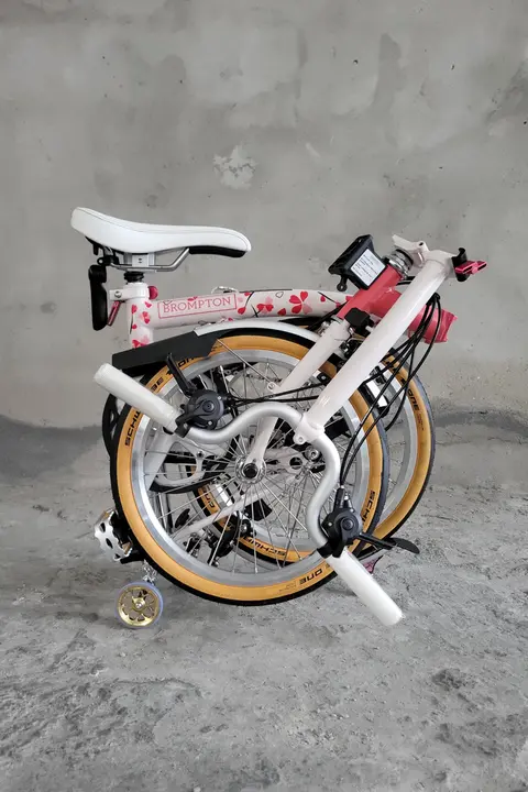 折りたたみ自転車用外タイヤ【マーク入り・極上の柔らかさ・イエロー】