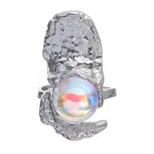 金属素材の指尖リング【オープンデザイン・調整可能・スタイリッシュアクセサリー】