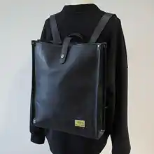 多用途バックパック【PUレザー・大容量・通勤・学生用】