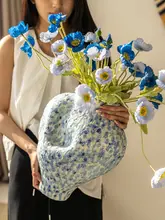 青い手作り陶器の花瓶【インテリア・アート作品・花を挿す用】