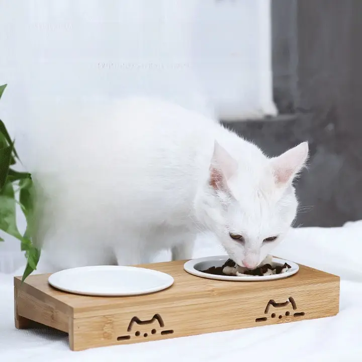 黒い陶器製キャットボウル【竹製のスタンド付き・安定設計・フード兼用・水用】（セットアップ対応）
