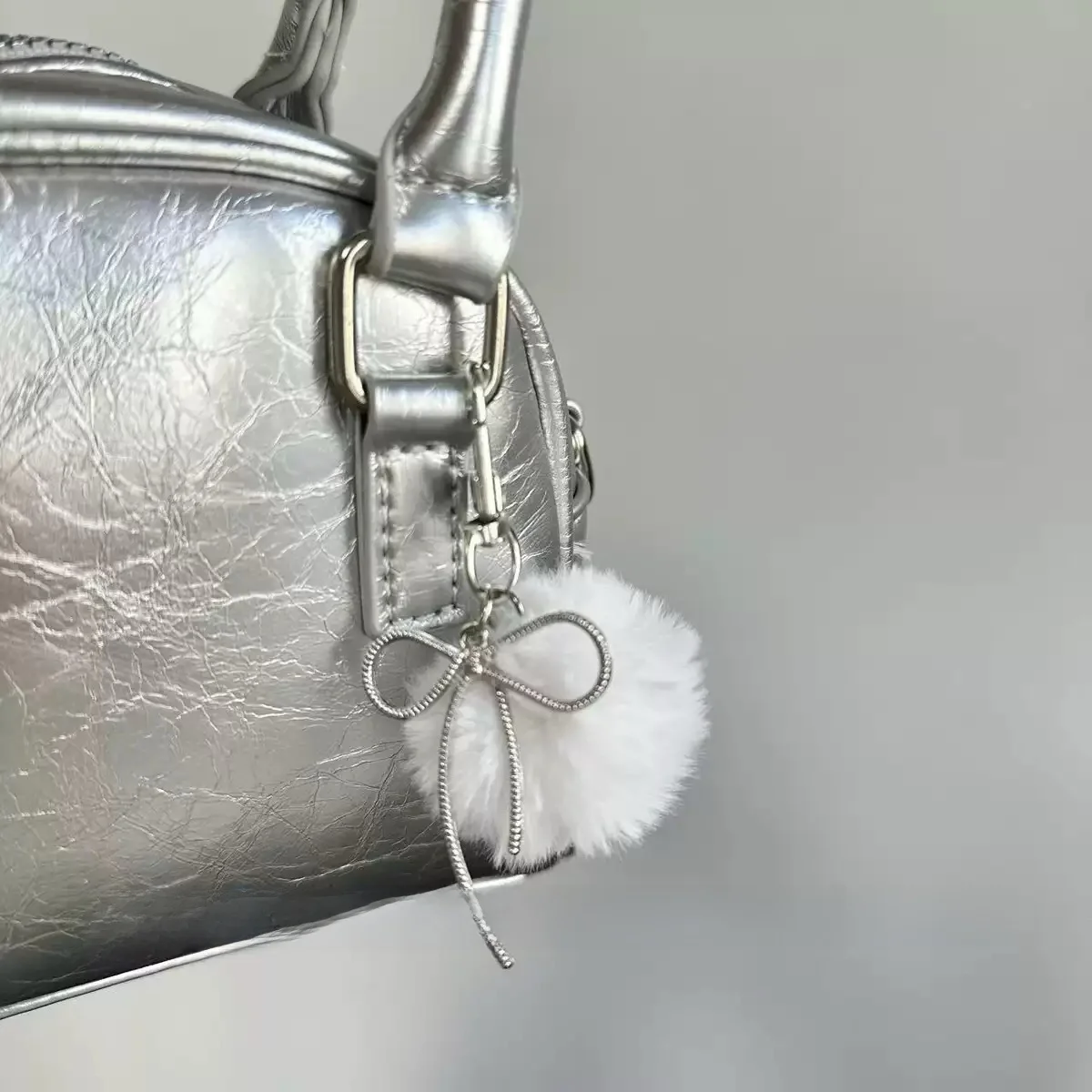 Keychain iOS と AirPods の関係を知る前に、このペンダントがどうやって私たちの日常を彩っているのか？