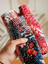 刺繍入りコットンリネン製正方形コースター【熱防止・植木鉢や花瓶用・テーブルデコレーション】