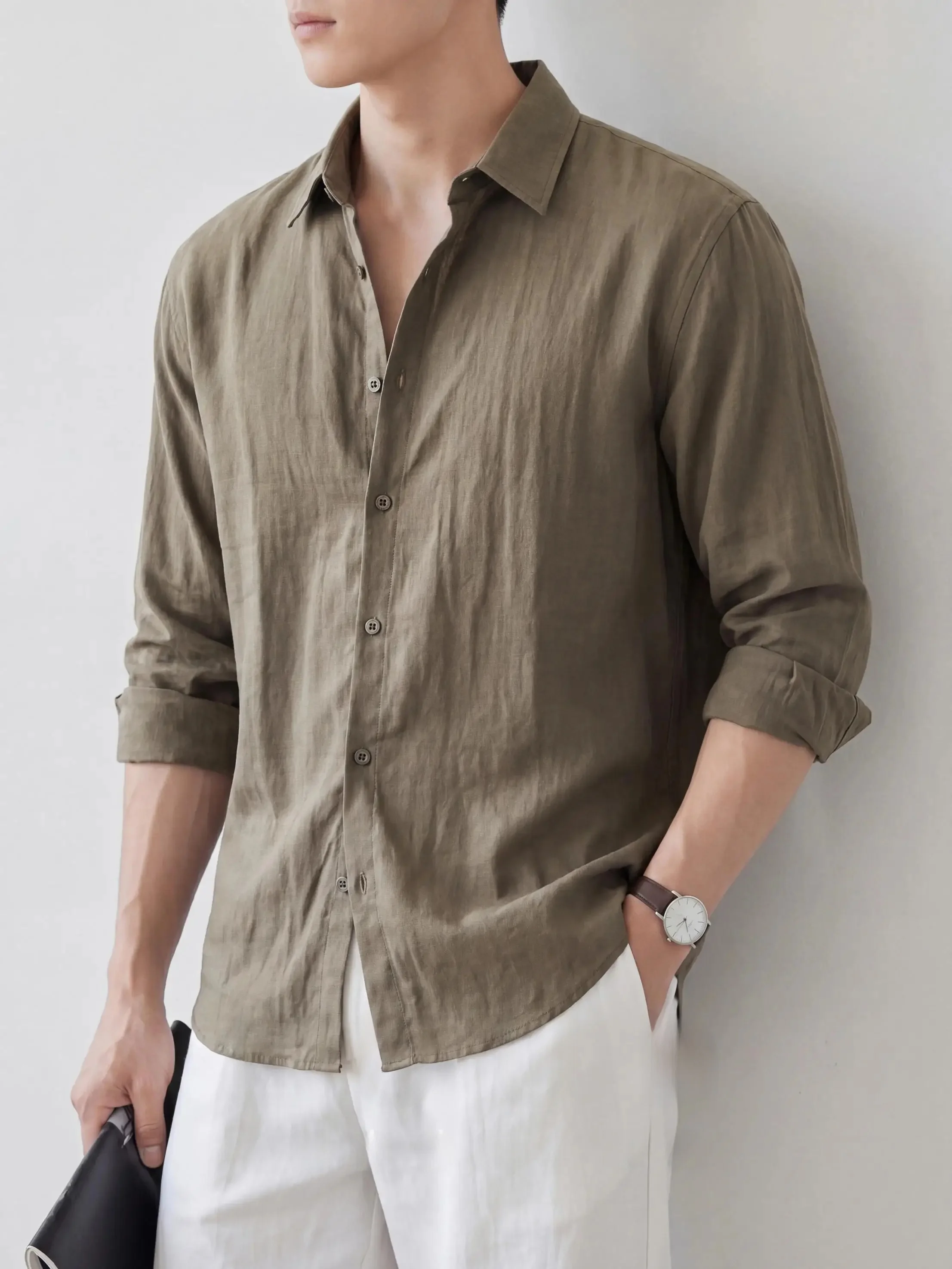 メンズ 服 シンプル おすすめ4選：通勤から日常まで、どんなシーンに合うかを徹底解説