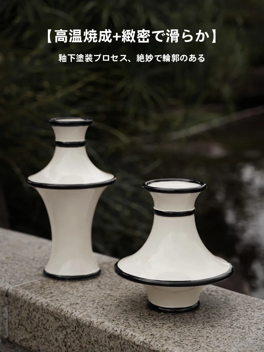 生けやすい花瓶を選ぶときに迷うのは、本当に「見た目」だけなのか？