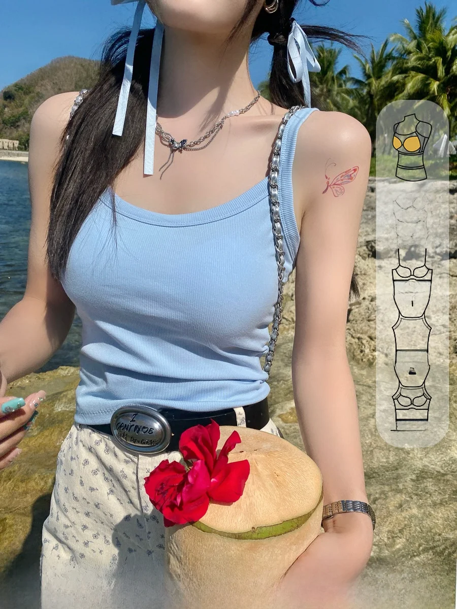 バストパッド付きキャミソール：美背デザインで通勤シーンに最適な内搭アイテム