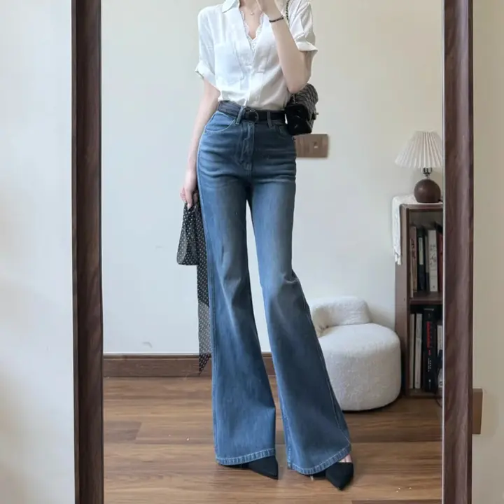 深い青のワイドフレアデニムパンツ【高腰・レディース・春夏用】（セットアップ対応）