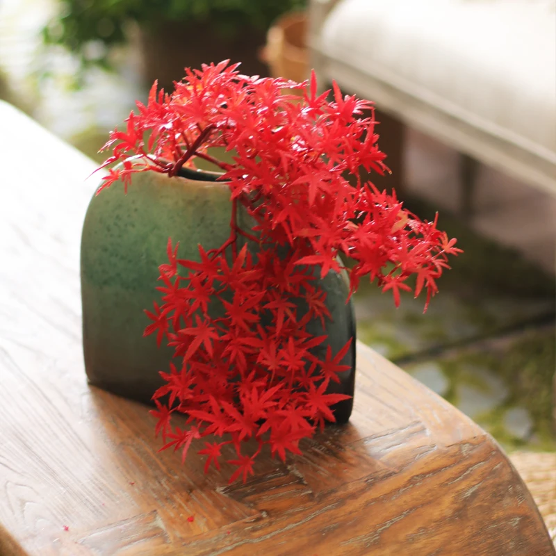 紅葉の造花：新中式リビング装飾に最適な盆栽素材の選定ガイド