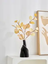 北欧風デザインの花瓶【リビングテーブル用・オープンシェルフ対応・高級感漂う装飾品】