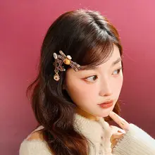 可愛いカートゥーン水豚デザインの毛糸ヘアバンド【チョコレート色・髪 留め用・女性向け】（セットアップ対応）