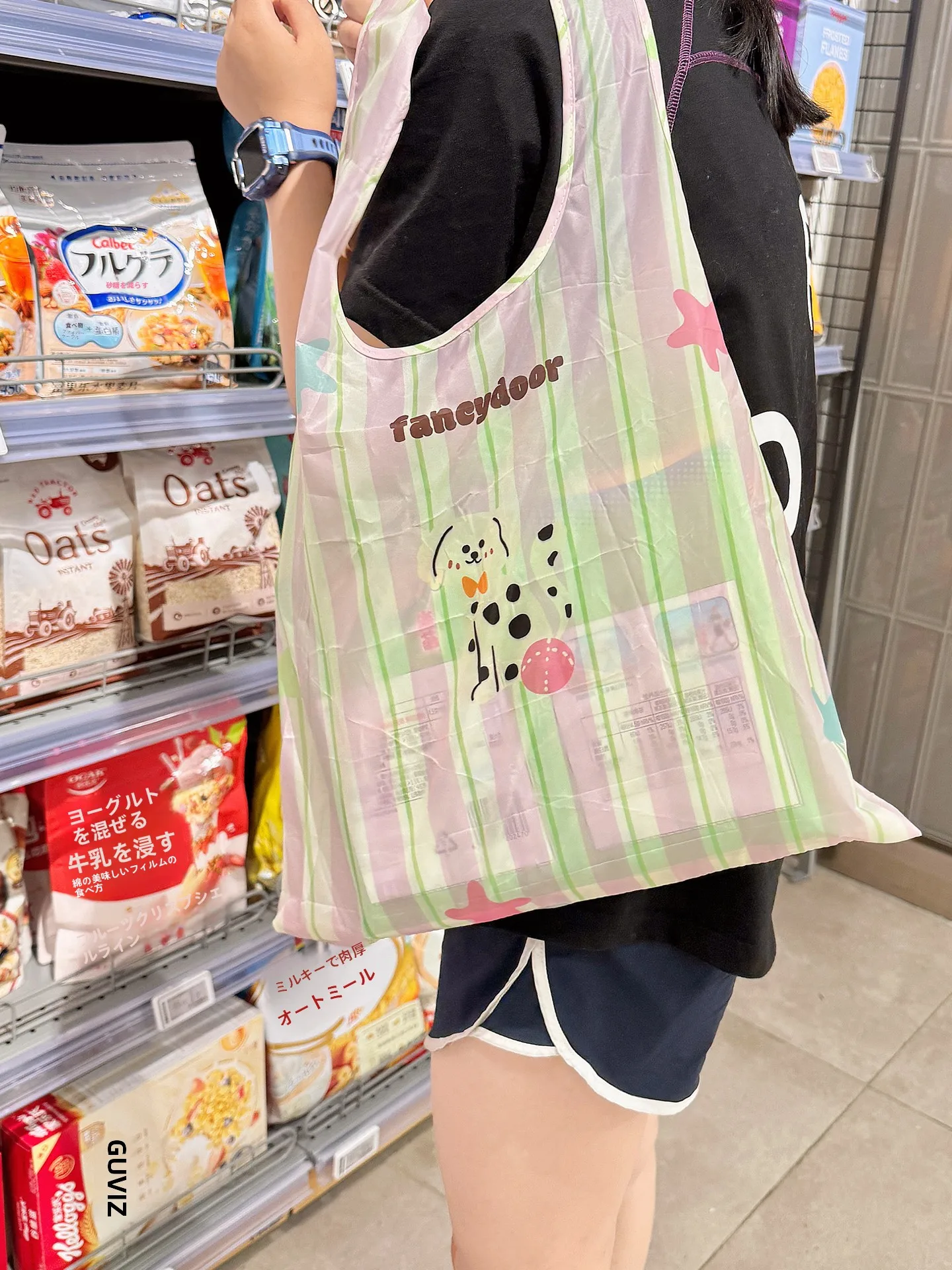 かわいいデザインの折りたたみエコショッピングバッグ：買い物節約に役立つ実用性と使い勝手の分析