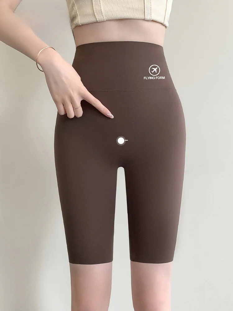 ジム用パンツを選ぶときに迷うなら、この1本で解決できる？