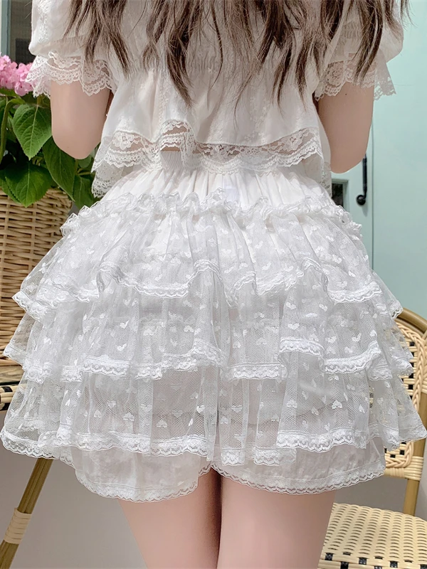 ホワイトの安全パンツ【ロリータスタイル・防透け設計・スカート用】：夏祭りで着る女性向けの安全かつ美しく機能的な下着選定ガイド