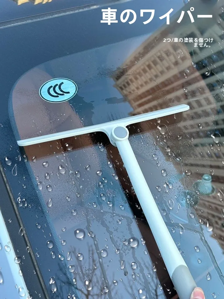 車のガラスに残るほこりや水滴をどうやって取り除く？360度回転ワイパーのリアルな使い勝手を解説