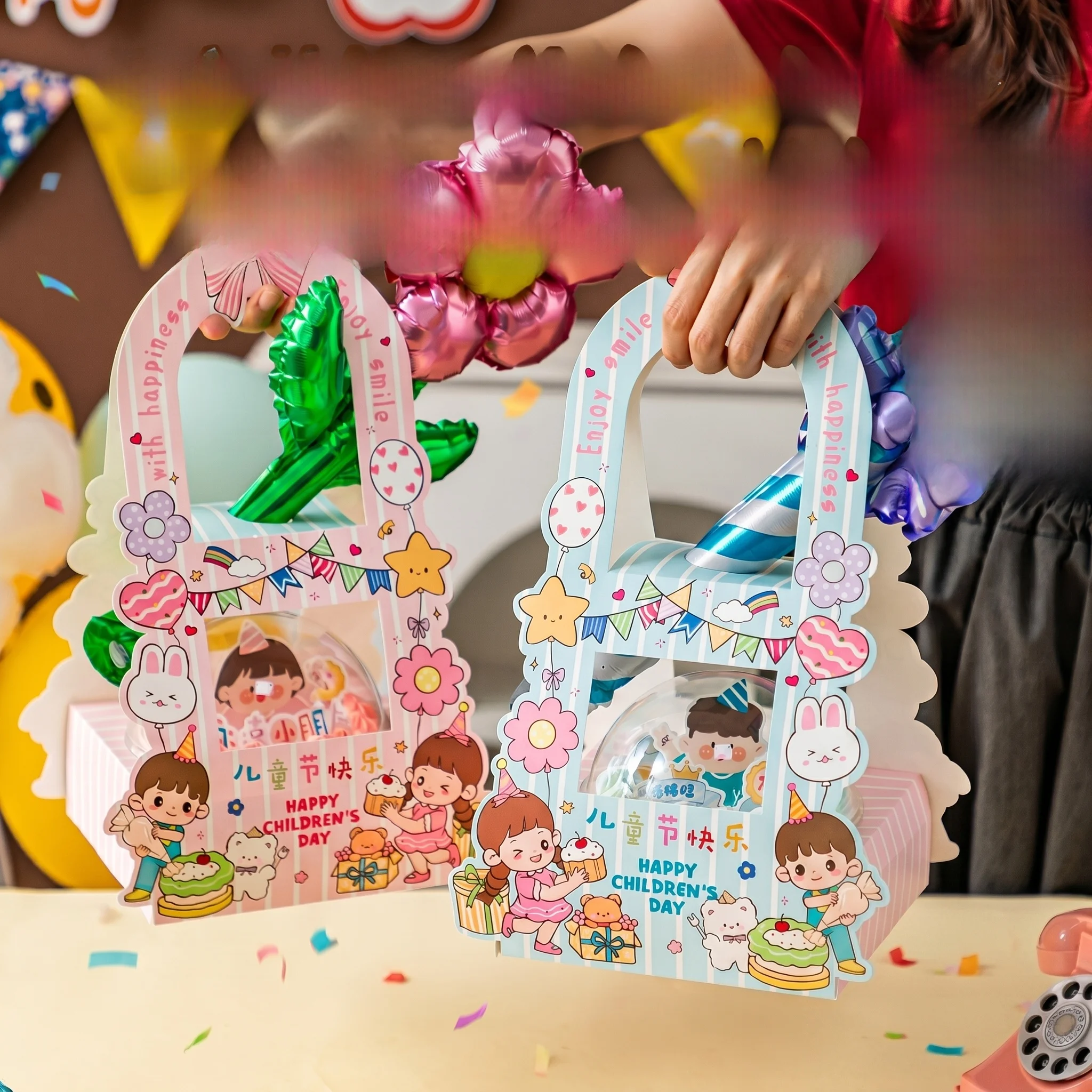 1歳の誕生日にあげるちょっとしたプレゼントは、絵本よりこのケーキボックスがおすすめ？