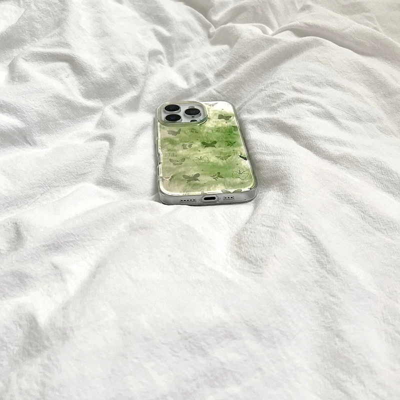 スマホケース グリーン は どんな感じ？人気ブランド 女子 が選ぶ、今こそ注目す べきフェザー蝶デザインケース