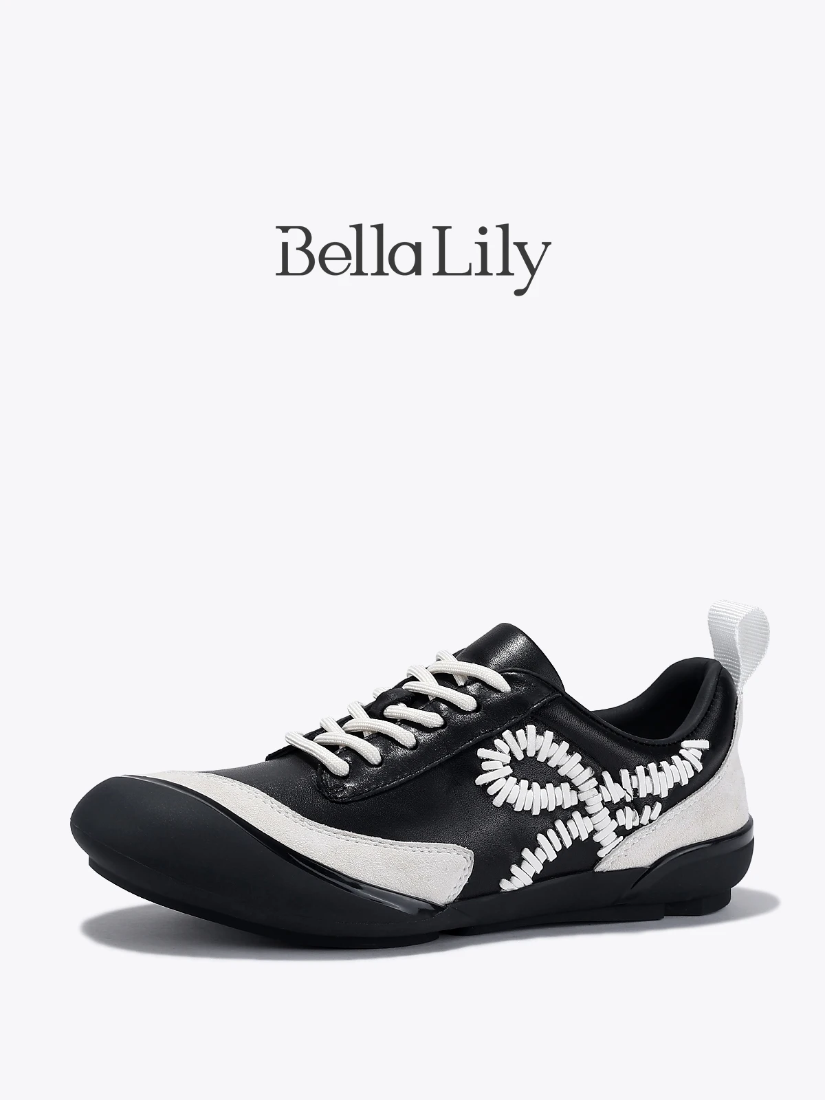 レースアップシューズ レディース 人気ブランドの一つとして選ばれる Bella Lily のバイカラー運動風カジュアルシューズ