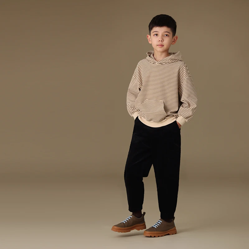 子供用フード付きストライプパーカー：秋冬に最適な加厚カジュアルスタイル