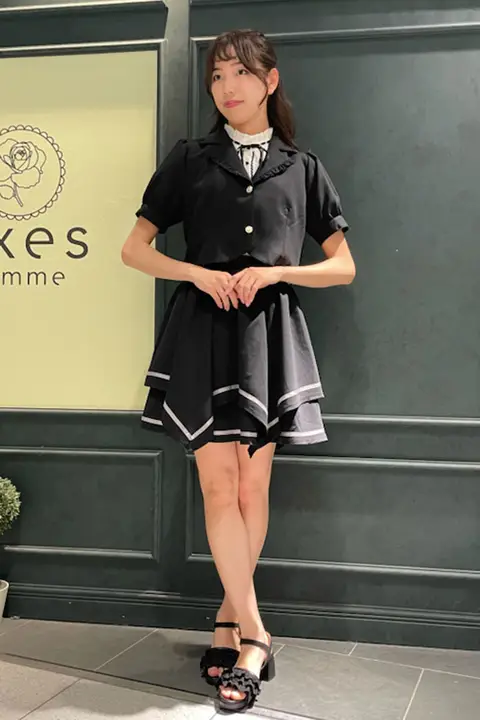 axes femme 不規則裾デザインのフィットショートスカート【レディース・元気な印象】