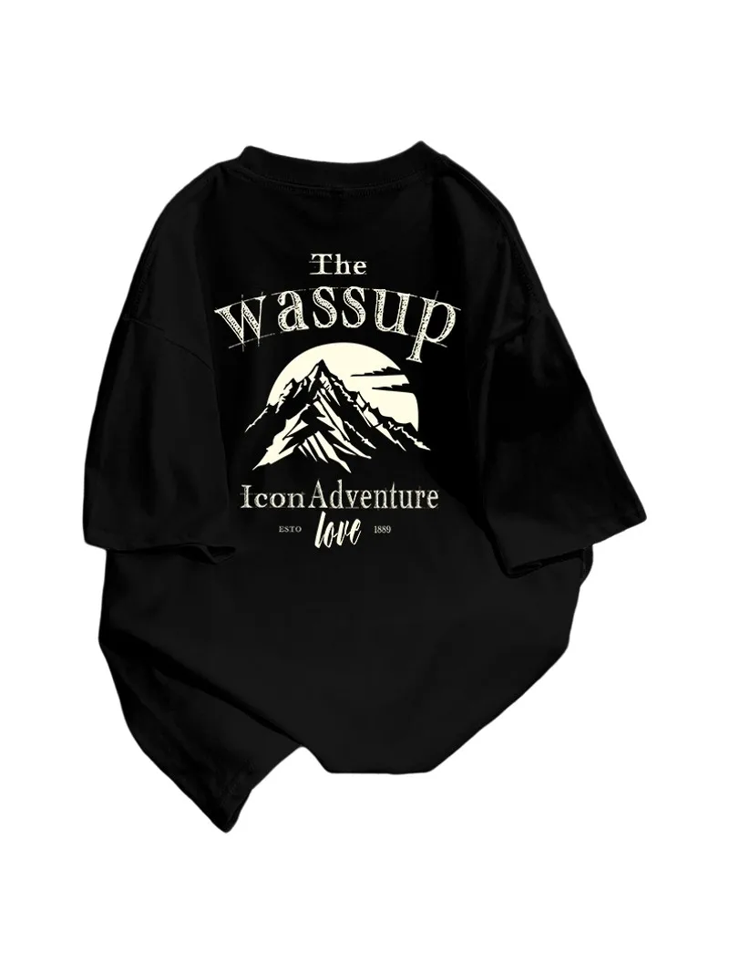 オーバー  サイズのクルーネックTシャツは、どんな場面で着るの？
