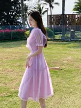 フリル付きVネックロングドレス【夏用・フィット感あり・デート向け】