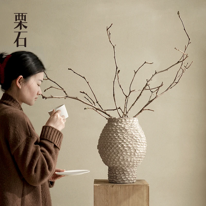 ドライフラワーを花瓶に飾るとき、どうやって選べばいいの？