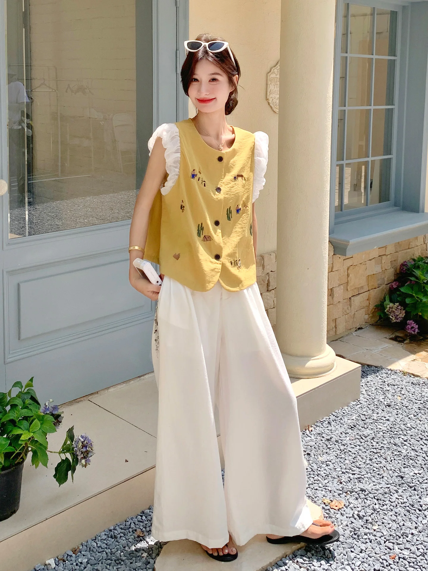 8月に着る服はどう選ぶ？夏のスタイルを決めるための1つの答え